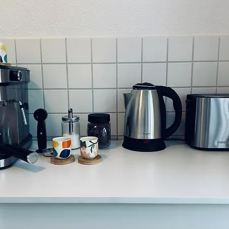 Apartment Kueche-siebtraegermaschine-netflix-wifi-lage Leipzig